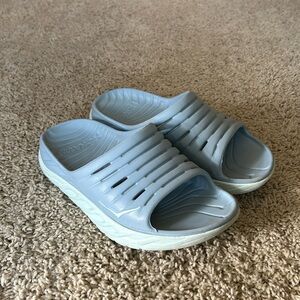 Hoka Ora Recovery Slide